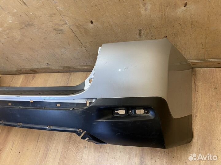 Бампер задний Toyota Highlander II 2007-2013