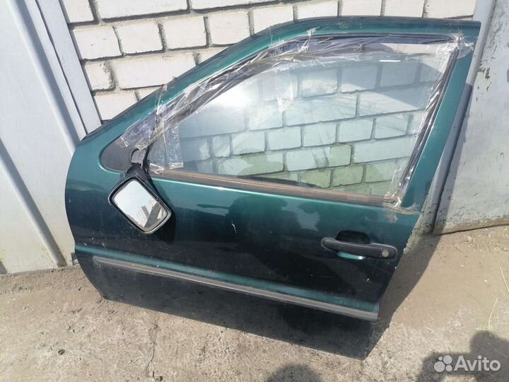 Дверь передняя левая volkswagen polo 3