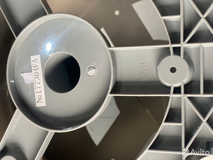 Диспенсер для туалетной бумаги Jofel Futura