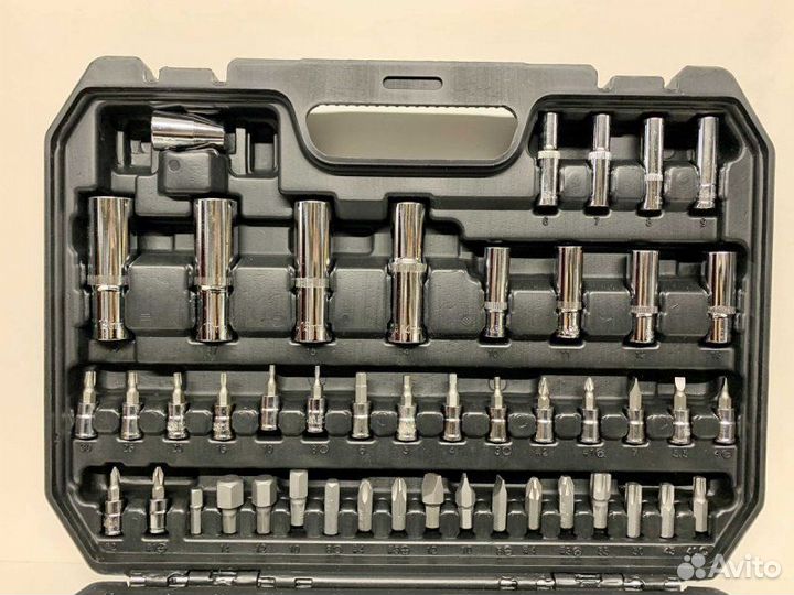 Набор инструментов в защитном кейсе 94 предмета в