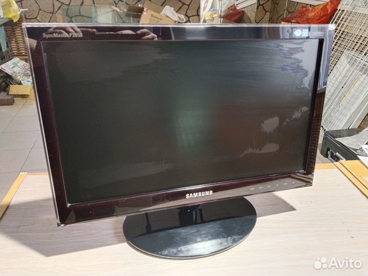 Монитор Samsung 2050N