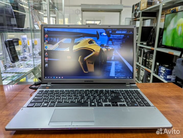 Шустрый ноутбук Samsung на Core i5