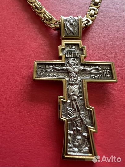 Цепь и крест