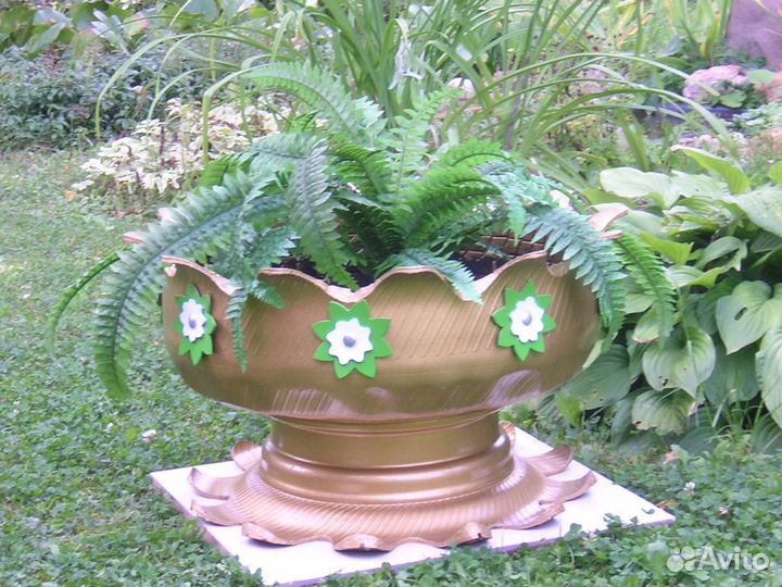 Садовый вазон