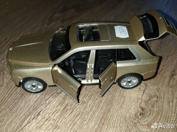 Динозаврики и машинки, танки