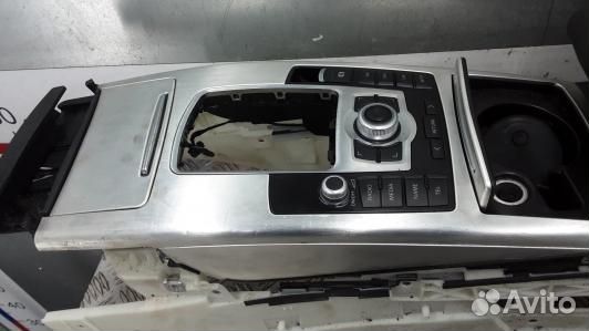 Подлокотник центральный audi A6 C6 (ZML09IX01)