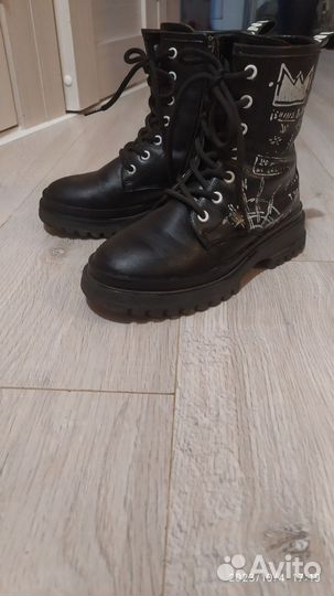 Продам осенние ботинки
