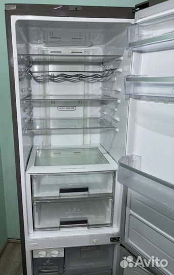 Холодильник бу lg