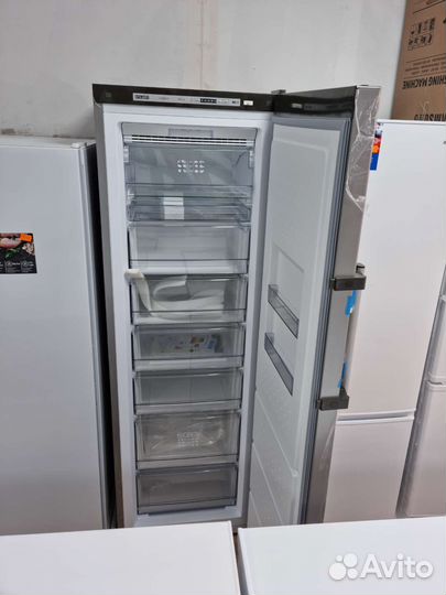 Морозильная камера атлант 7606-180