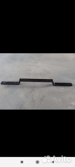 Кронштейн крепления брызговиков volvo renault