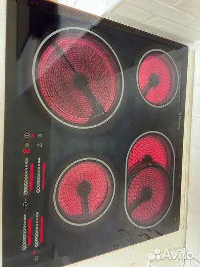 Варочная панель Electrolux EHS 60210 P