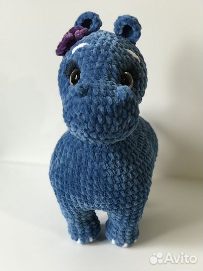 Мягкая вязаная игрушка Бегемотик ручной работы