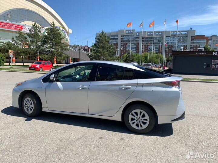 Toyota Prius 1.8 AT, 2017, 132 000 км