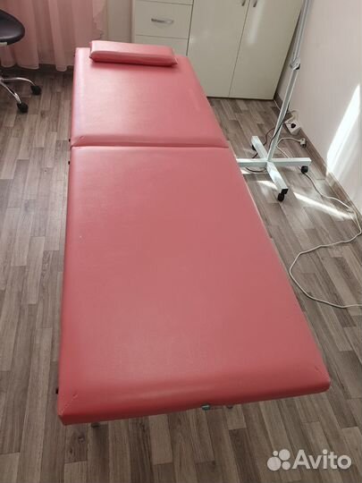 Кушетка для наращивания ресниц