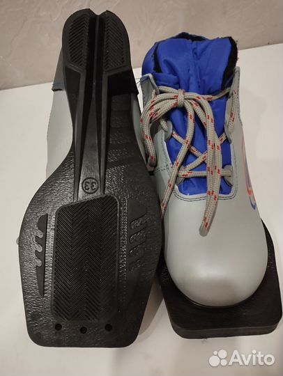 Лыжные ботинки классические
