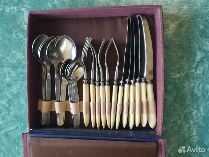Набор столовых приборов