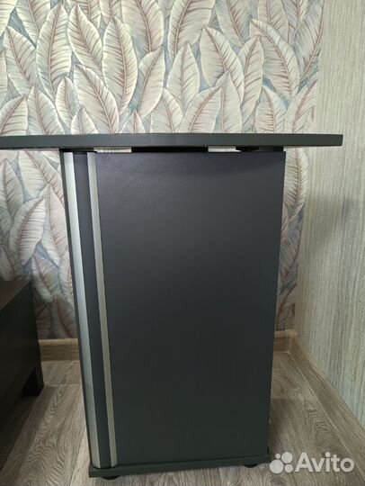 Аквариум Аquael-60 с тумбой Бронь