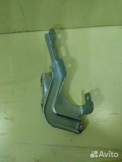 Петли капота LADA Vesta