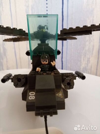 Военный вертолет аналог лего