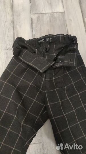 Жилетка с брюками и бабочкой