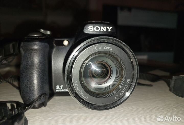 Цифровой фотоаппарат Sony Cyber-shot DSC-H50 донор