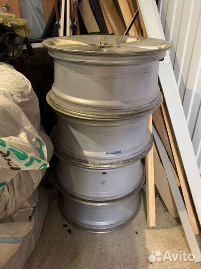 Литые диски r17 на toyota rav4 14года оригинал