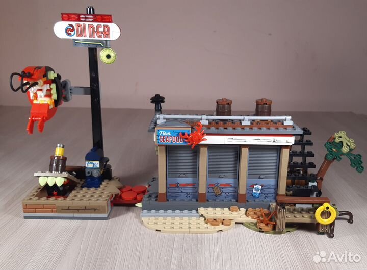 Lego Hidden side (70422)