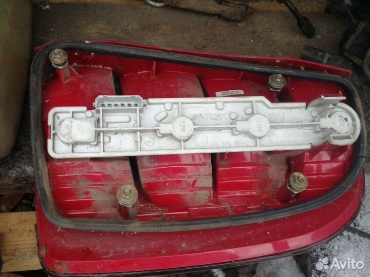Задний левый фонарь шкода фабия