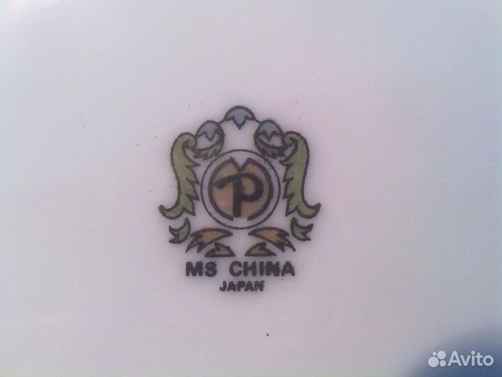 Набор столовые тарелки фарфор Япония новые