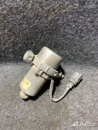 Насос вакуумный Audi A4