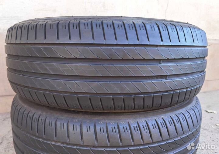 Kleber Dynaxer DR 215/60 R17 96V