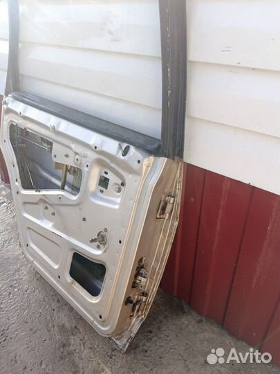 Дверь задняя правая 2109