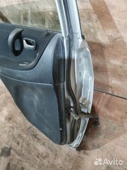 Дверь боковая задняя левая Suzuki Liana 1.6 M16A