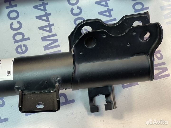 Амортизаторы задние X-Trail T30 / Primera 12 4WD