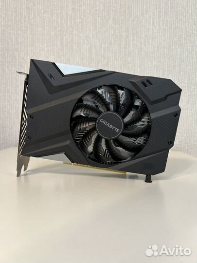 Gigabyte GeForce GTX 1650 D6 OC 4G как новая