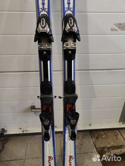 Горные лыжи Rossignol Viking 184