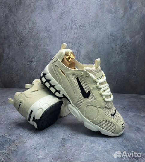 Кроссовки Nike летние