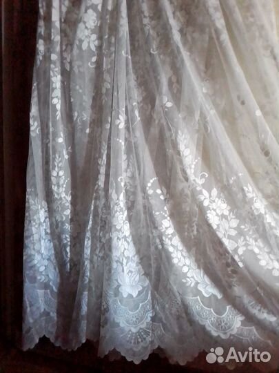 Гардина белая длина 6м ширина 2,3м+оборка