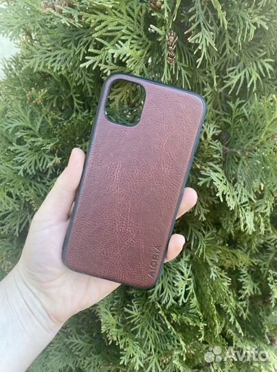 Чехол на iPhone 11