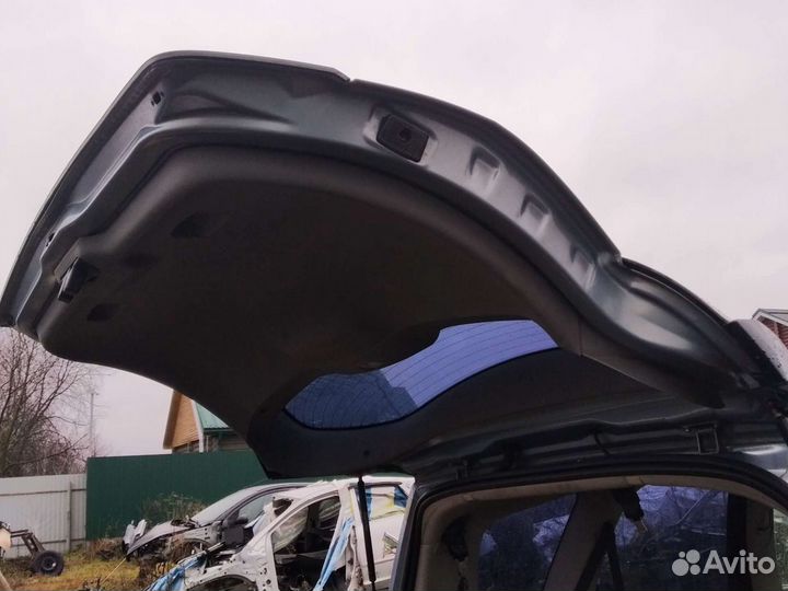 Крышка багажника Рено Гранд Сценик