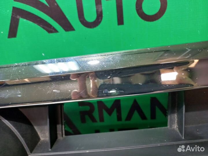 Решетка радиатора Volkswagen Touareg 3 2018-Нв