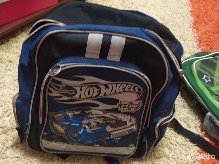 Рюкзак школьный