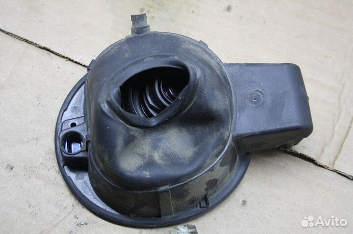 Лючок бензобака Volkswagen polo (SED) 2011