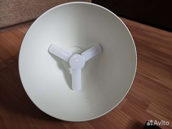 Кольцевая лампа со штативом