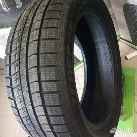 Tracmax X-Privilo S360 265/50 R20 111T