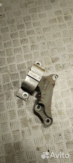 Подушка двигателя RenaultDuster 12017