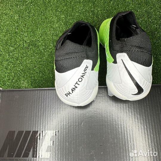 Бутсы Nike Phantom GX