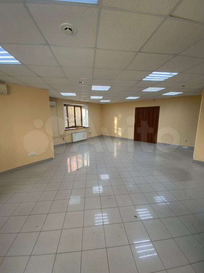 Свободного назначения, 135 м²