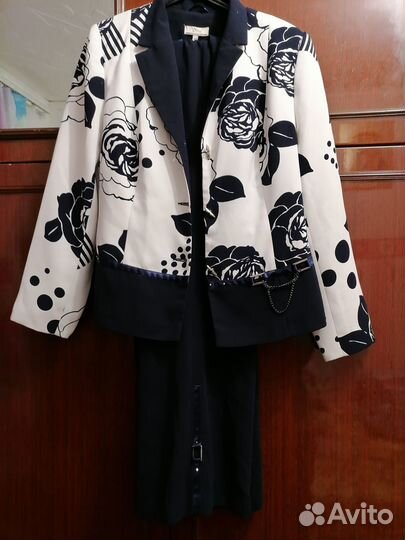 Брючный костюм женский 46 -48 р