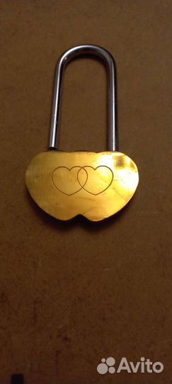 Замок сувенирный двойное сердце